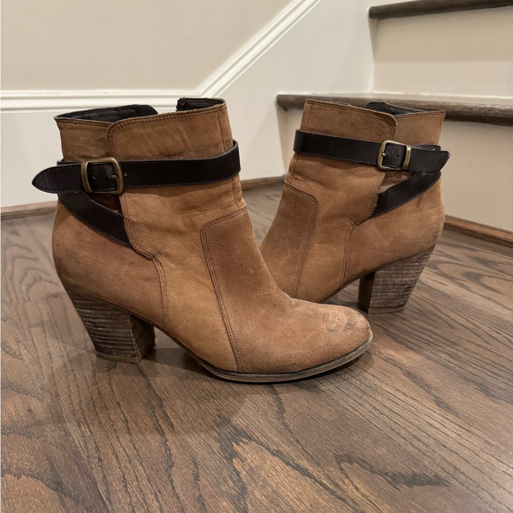 Franco Sarto Brown Leather Danela Ankle Bootie size 9.5